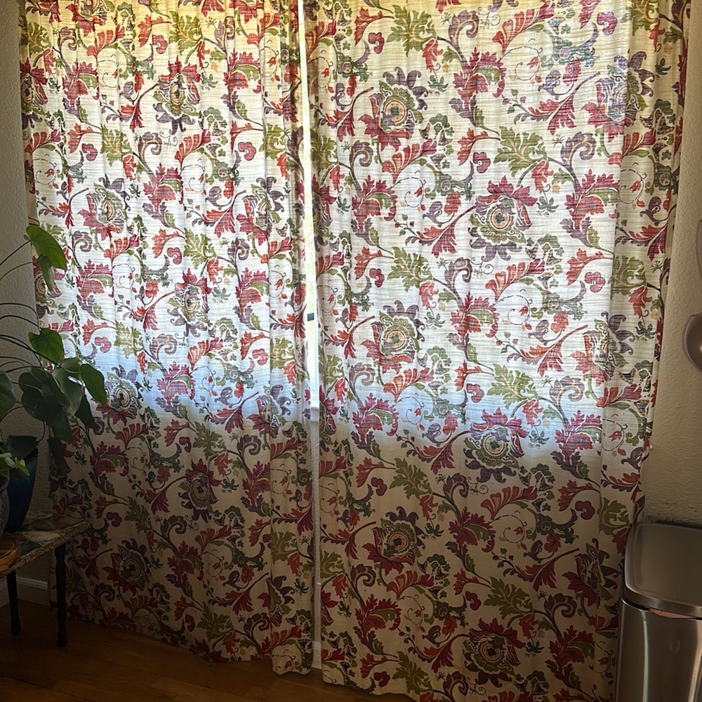 Classic world market curtain
